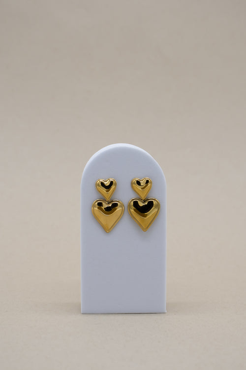 Aretes Amore