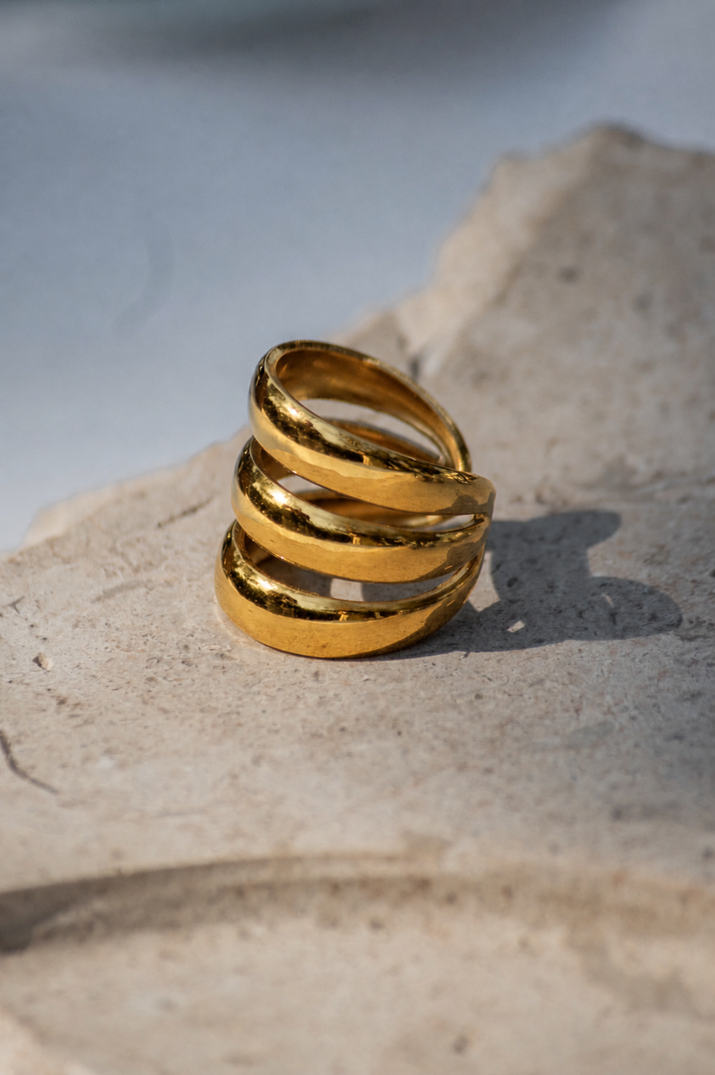 Anillo Isis