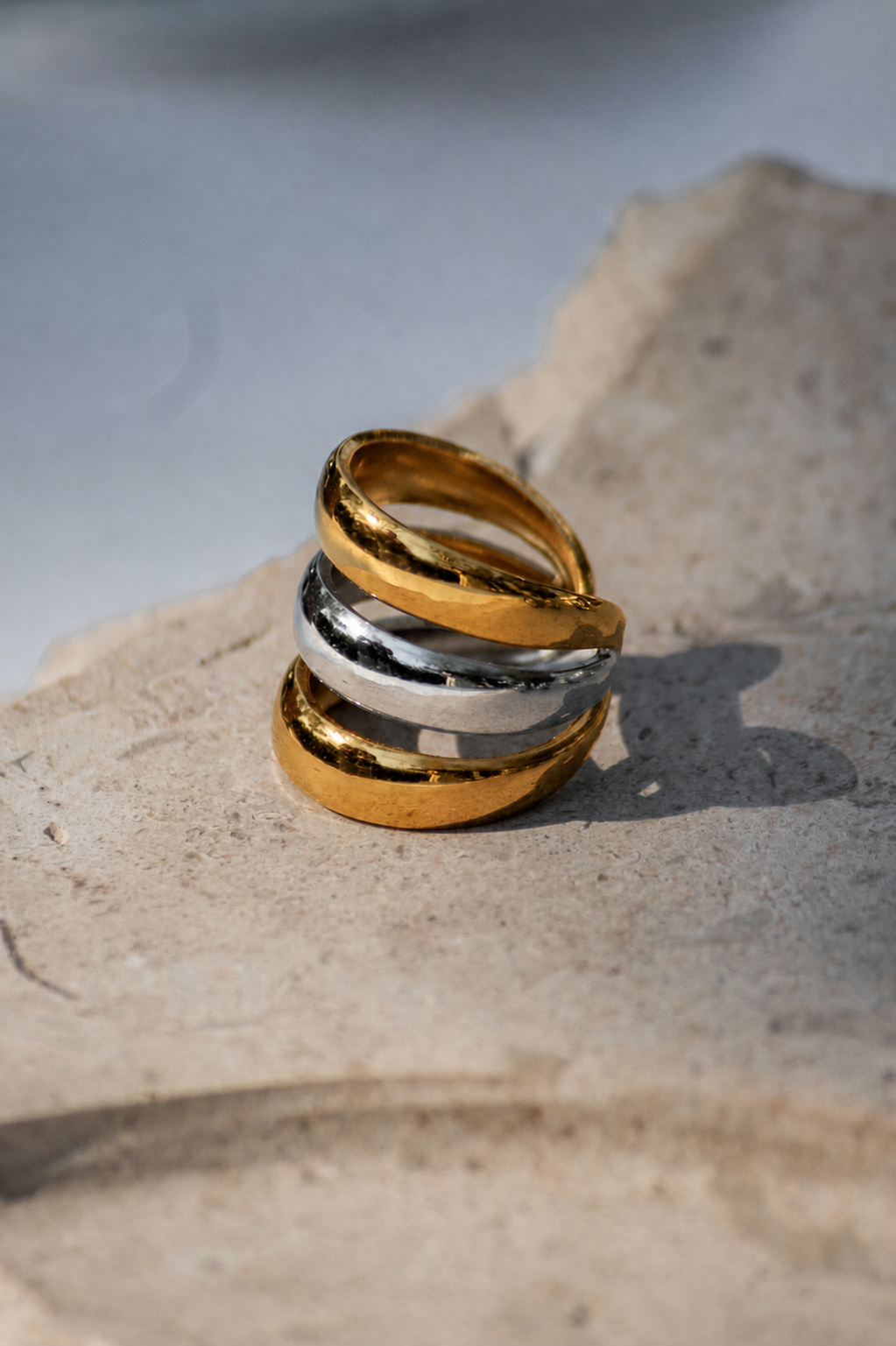 Anillo Isis